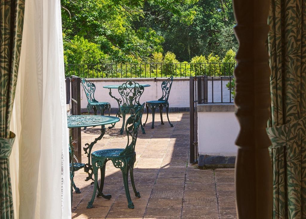 Moorhill House Bed & Breakfast Burley Bagian luar foto