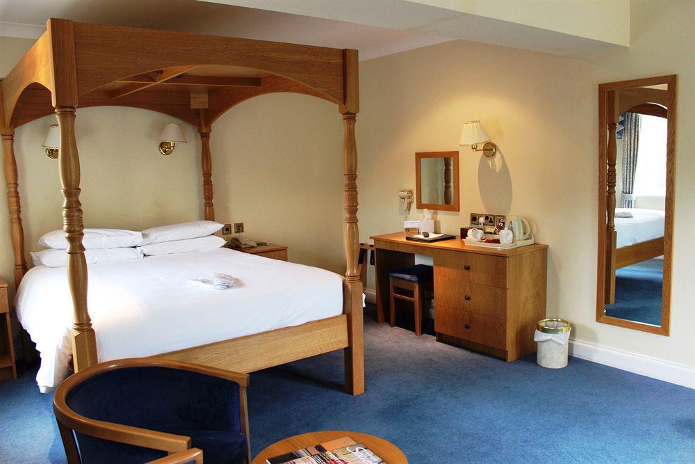 Moorhill House Bed & Breakfast Burley Bagian luar foto