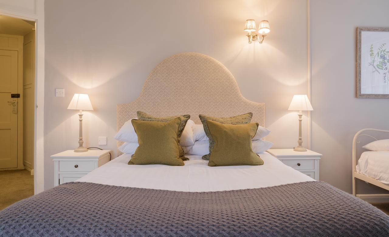 Moorhill House Bed & Breakfast Burley Bagian luar foto